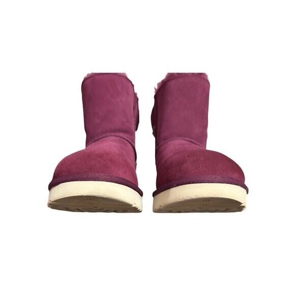 UGG Shoes - UGG PREOWNED EXCELLENT CONDITION - Purple suede boots lined